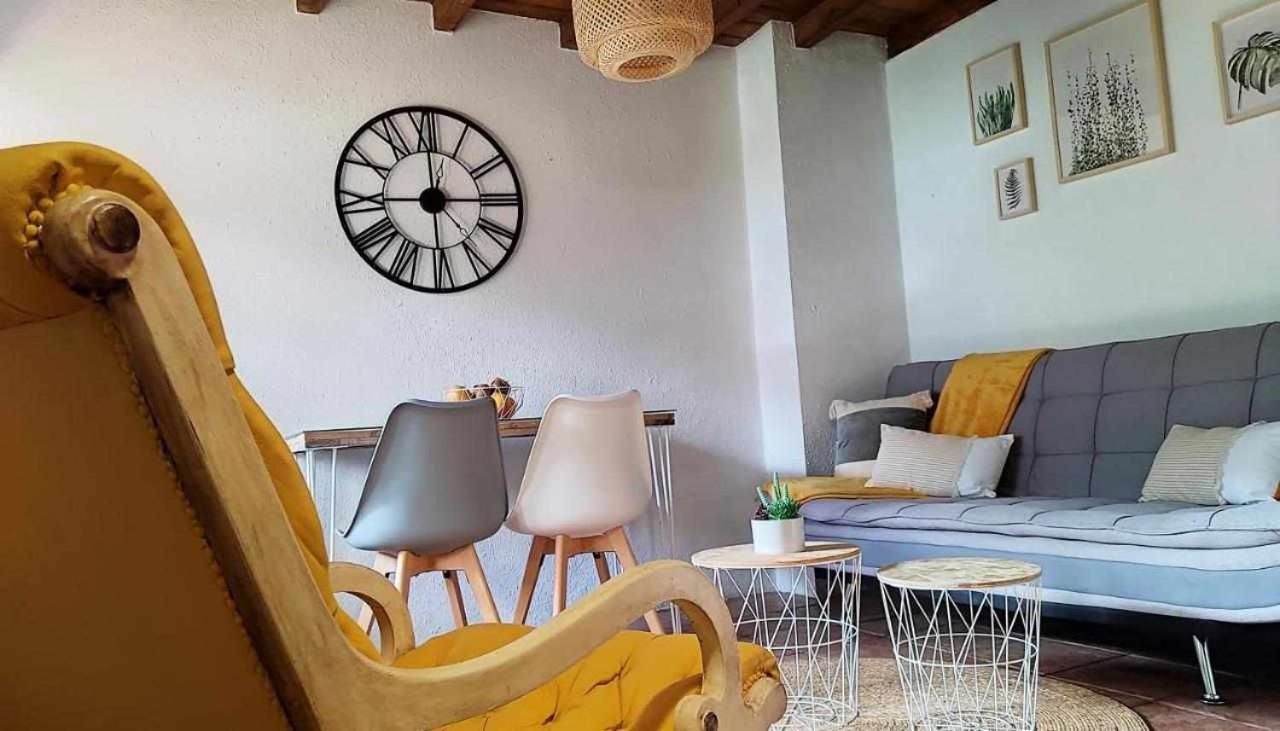 Apartamentos Rurales La Laguna Somiedo Valle de Lago ภายนอก รูปภาพ