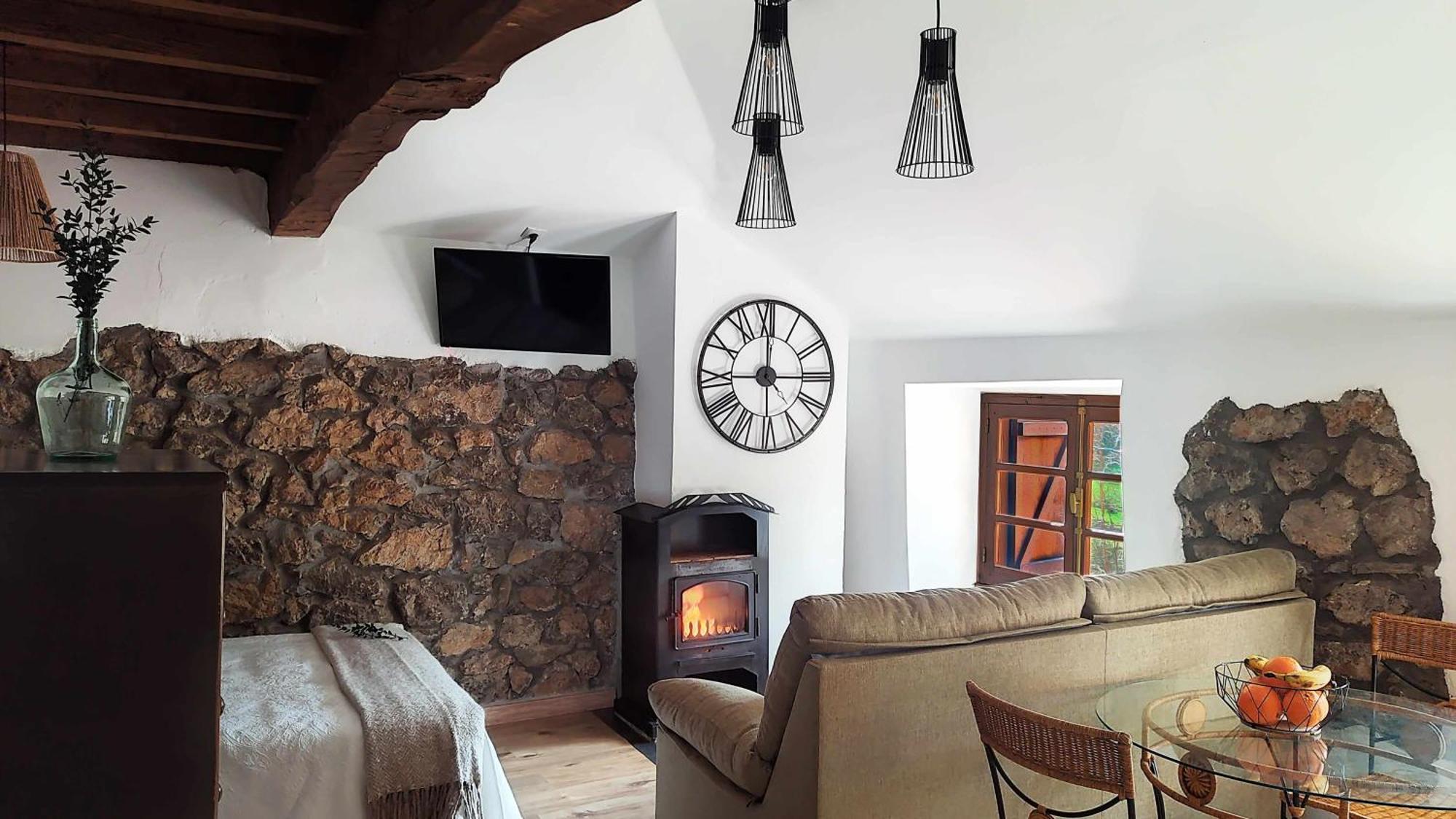 Apartamentos Rurales La Laguna Somiedo Valle de Lago ภายนอก รูปภาพ