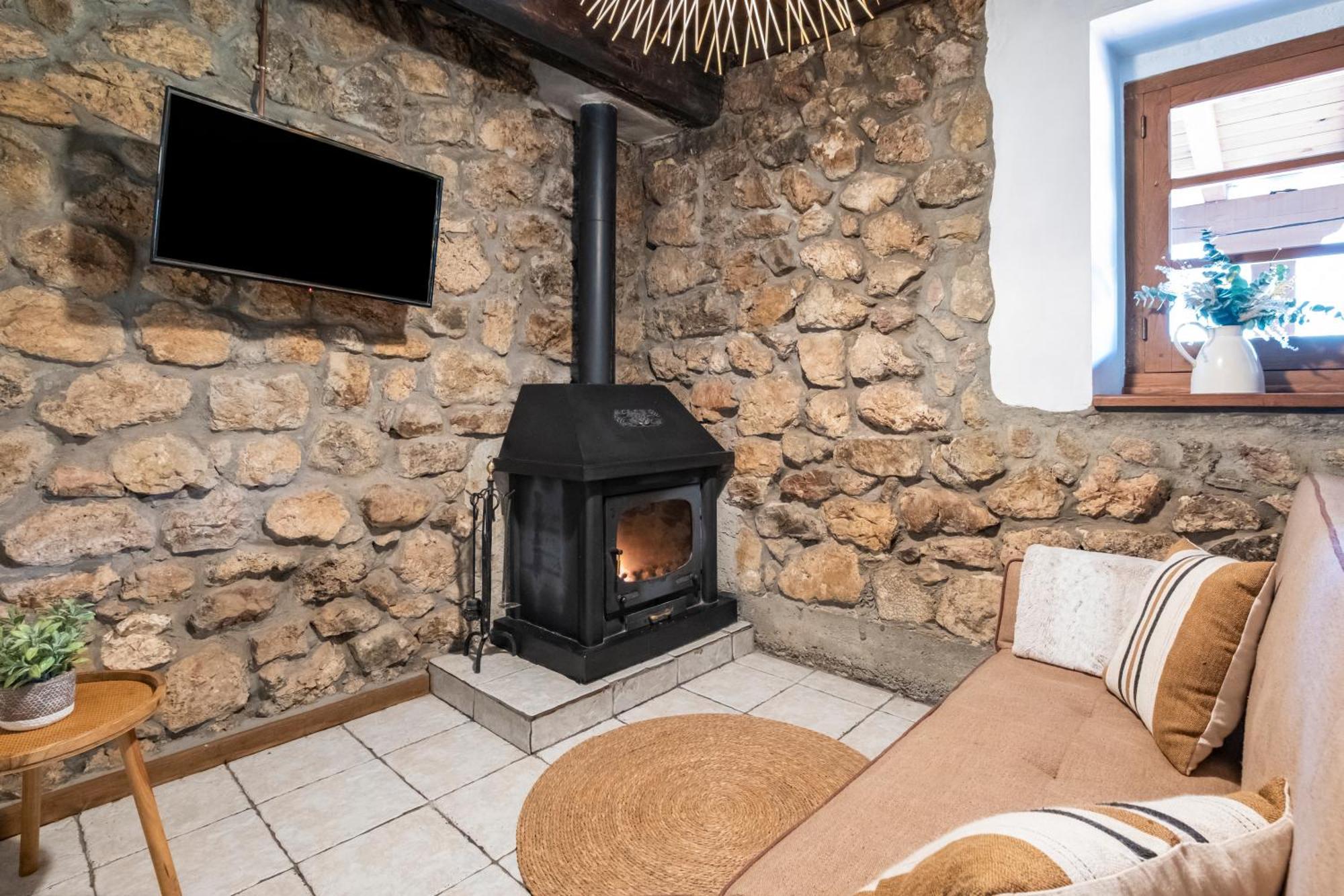 Apartamentos Rurales La Laguna Somiedo Valle de Lago ภายนอก รูปภาพ