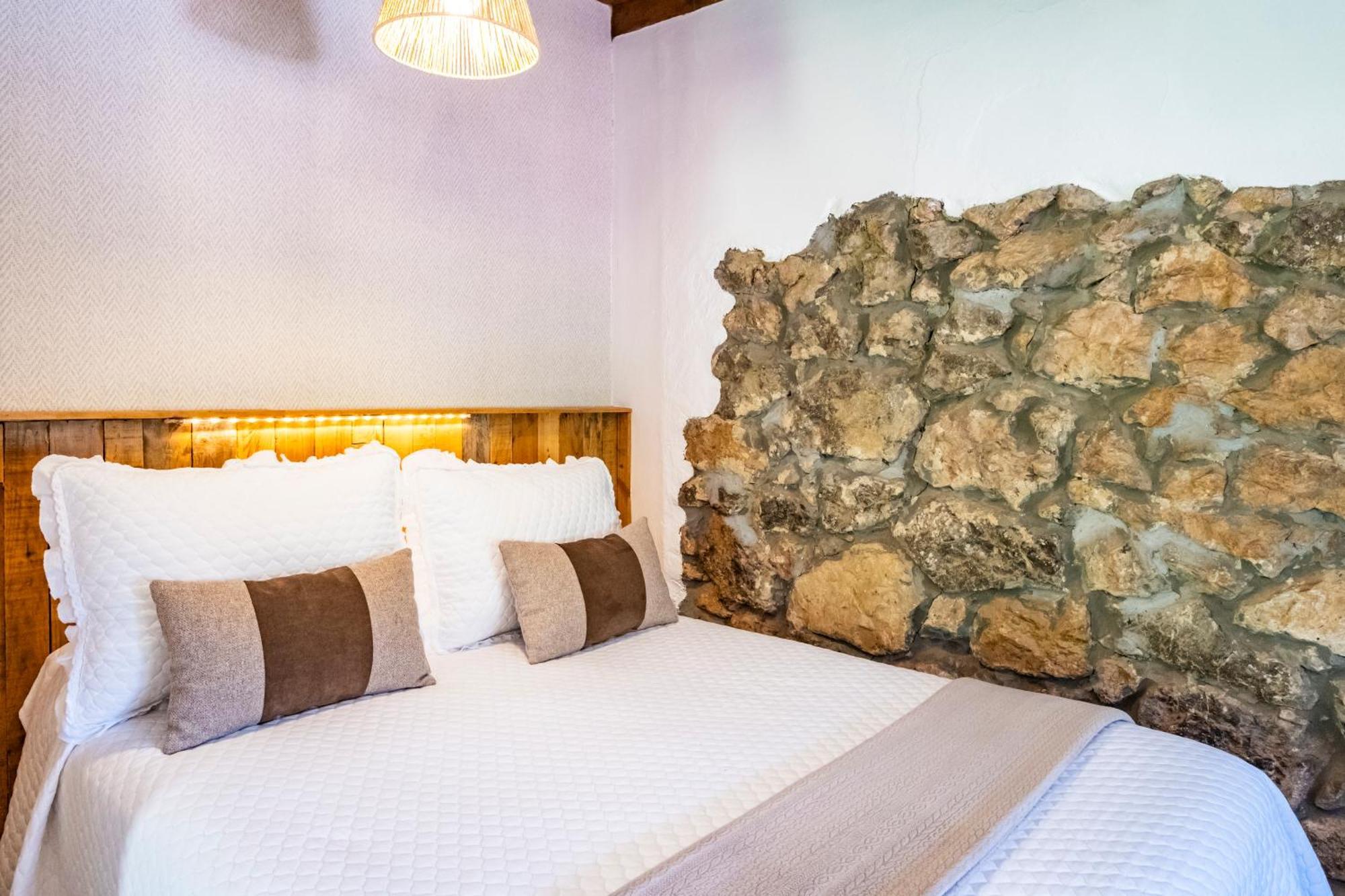 Apartamentos Rurales La Laguna Somiedo Valle de Lago ภายนอก รูปภาพ